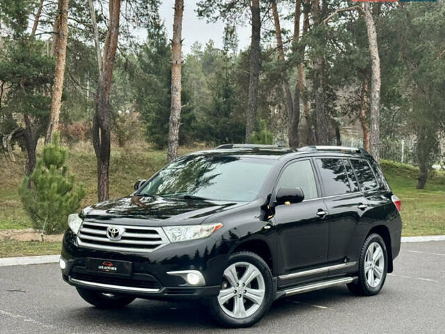 Чорний Тойота Хайлендер, об'ємом двигуна 3.46 л та пробігом 165 тис. км за 15555 $, фото 67 на Automoto.ua