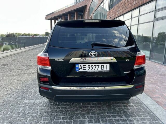 Черный Тойота Хайлендер, объемом двигателя 3.5 л и пробегом 214 тыс. км за 17999 $, фото 7 на Automoto.ua