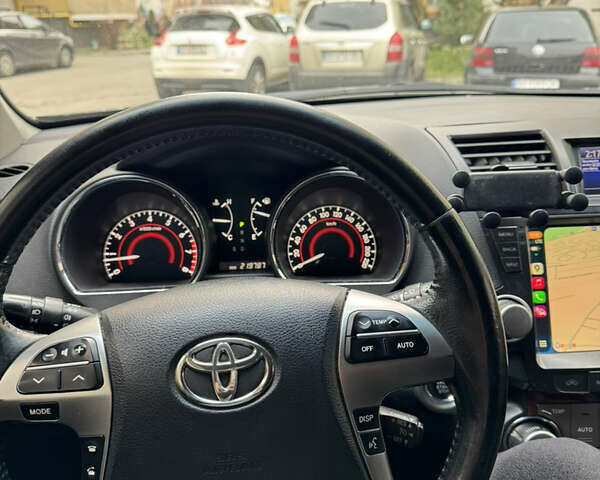 Чорний Тойота Хайлендер, об'ємом двигуна 3.46 л та пробігом 220 тис. км за 18300 $, фото 24 на Automoto.ua