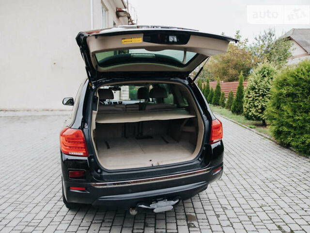 Чорний Тойота Хайлендер, об'ємом двигуна 3.46 л та пробігом 207 тис. км за 21900 $, фото 22 на Automoto.ua