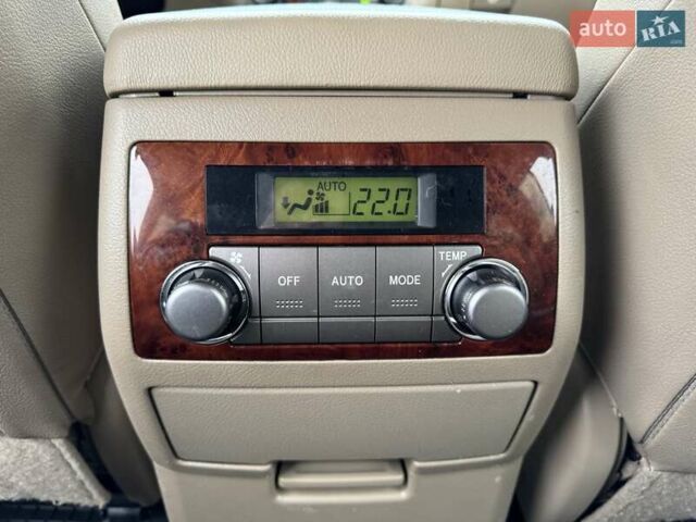 Черный Тойота Хайлендер, объемом двигателя 3.46 л и пробегом 214 тыс. км за 19200 $, фото 17 на Automoto.ua