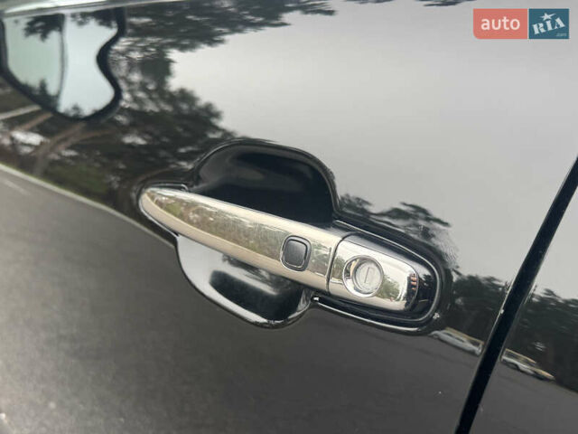 Чорний Тойота Хайлендер, об'ємом двигуна 3.46 л та пробігом 165 тис. км за 15555 $, фото 90 на Automoto.ua