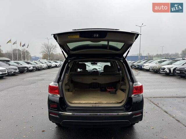 Черный Тойота Хайлендер, объемом двигателя 3.46 л и пробегом 214 тыс. км за 19200 $, фото 8 на Automoto.ua
