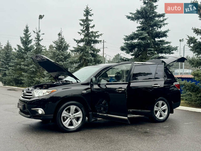 Чорний Тойота Хайлендер, об'ємом двигуна 3.46 л та пробігом 165 тис. км за 15555 $, фото 36 на Automoto.ua