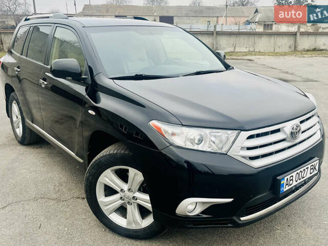 Чорний Тойота Хайлендер, об'ємом двигуна 3.5 л та пробігом 230 тис. км за 18000 $, фото 4 на Automoto.ua