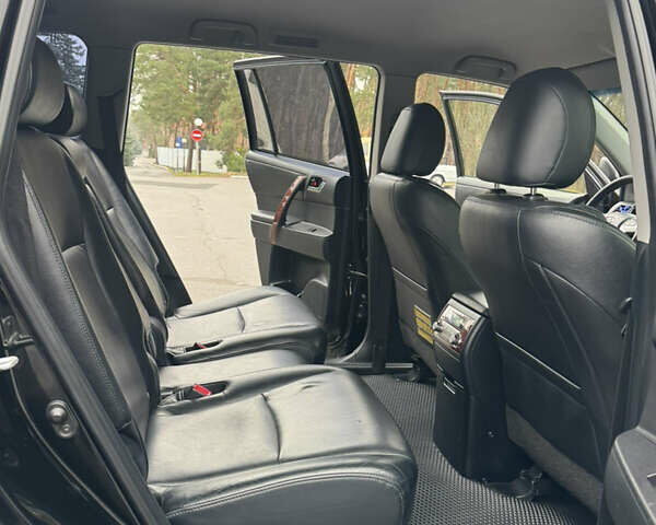 Чорний Тойота Хайлендер, об'ємом двигуна 3.46 л та пробігом 165 тис. км за 15555 $, фото 97 на Automoto.ua