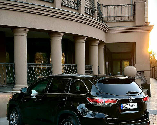 Черный Тойота Хайлендер, объемом двигателя 3.46 л и пробегом 108 тыс. км за 22300 $, фото 6 на Automoto.ua