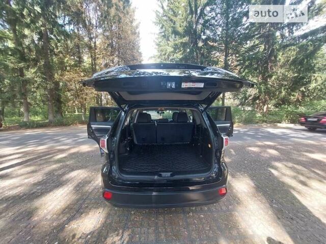 Чорний Тойота Хайлендер, об'ємом двигуна 3.55 л та пробігом 185 тис. км за 23200 $, фото 22 на Automoto.ua