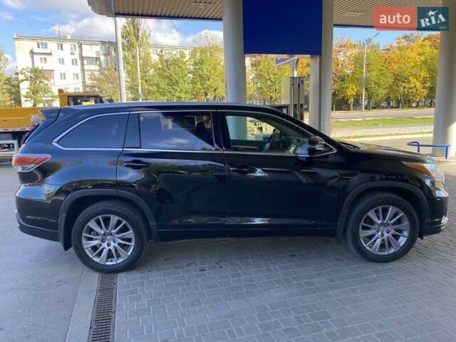 Черный Тойота Хайлендер, объемом двигателя 3.5 л и пробегом 233 тыс. км за 22000 $, фото 7 на Automoto.ua