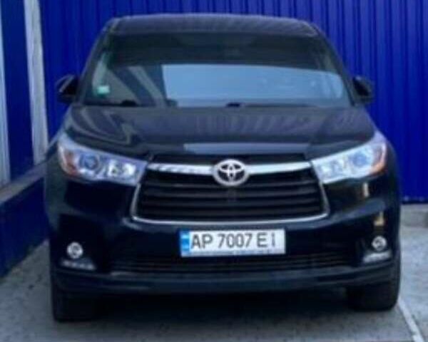 Черный Тойота Хайлендер, объемом двигателя 2.7 л и пробегом 128 тыс. км за 23500 $, фото 1 на Automoto.ua