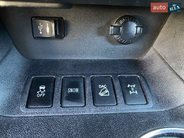 Черный Тойота Хайлендер, объемом двигателя 3.5 л и пробегом 233 тыс. км за 22000 $, фото 29 на Automoto.ua