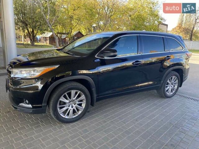 Черный Тойота Хайлендер, объемом двигателя 3.5 л и пробегом 233 тыс. км за 22000 $, фото 14 на Automoto.ua