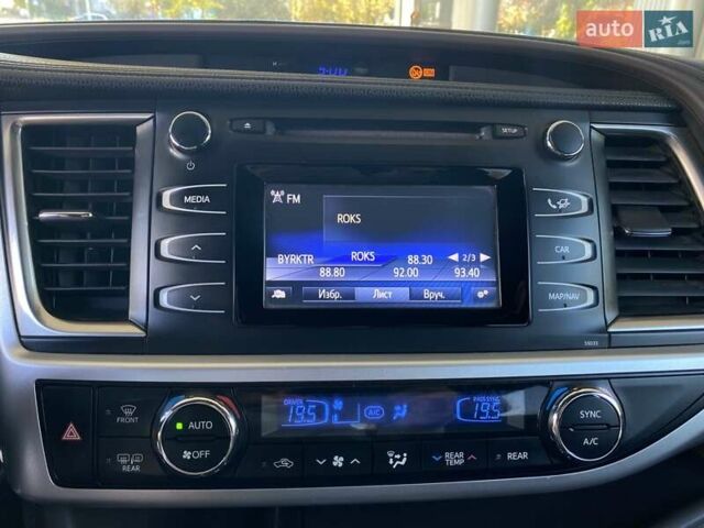 Черный Тойота Хайлендер, объемом двигателя 3.5 л и пробегом 233 тыс. км за 22000 $, фото 28 на Automoto.ua