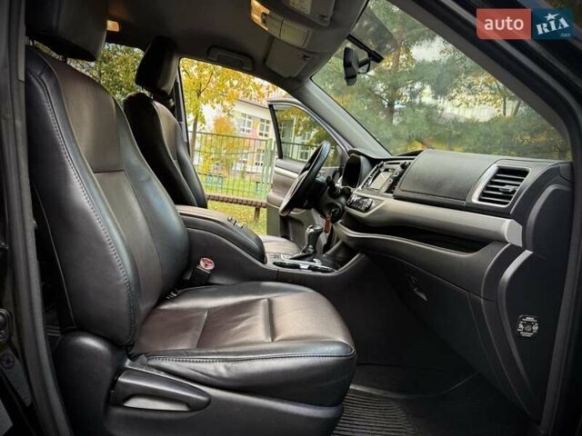 Чорний Тойота Хайлендер, об'ємом двигуна 2.67 л та пробігом 280 тис. км за 18999 $, фото 29 на Automoto.ua
