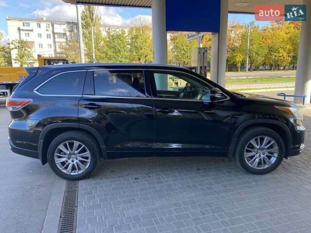 Черный Тойота Хайлендер, объемом двигателя 3.5 л и пробегом 233 тыс. км за 22000 $, фото 6 на Automoto.ua