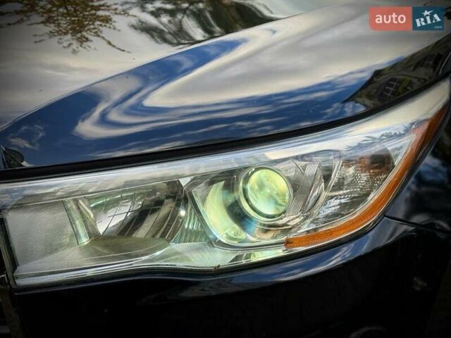 Чорний Тойота Хайлендер, об'ємом двигуна 2.67 л та пробігом 280 тис. км за 18999 $, фото 16 на Automoto.ua