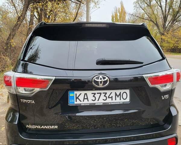 Черный Тойота Хайлендер, объемом двигателя 3.46 л и пробегом 269 тыс. км за 20000 $, фото 10 на Automoto.ua