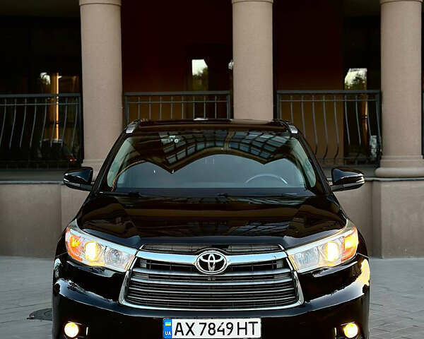 Черный Тойота Хайлендер, объемом двигателя 3.46 л и пробегом 108 тыс. км за 22300 $, фото 1 на Automoto.ua