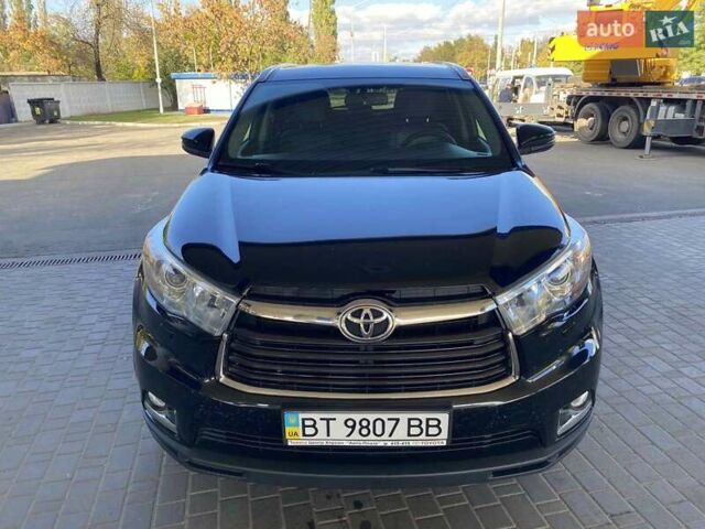 Черный Тойота Хайлендер, объемом двигателя 3.5 л и пробегом 233 тыс. км за 22000 $, фото 3 на Automoto.ua
