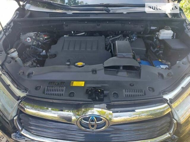 Чорний Тойота Хайлендер, об'ємом двигуна 3.55 л та пробігом 185 тис. км за 23200 $, фото 46 на Automoto.ua