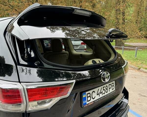 Черный Тойота Хайлендер, объемом двигателя 3.5 л и пробегом 180 тыс. км за 23500 $, фото 22 на Automoto.ua