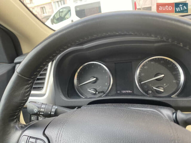 Черный Тойота Хайлендер, объемом двигателя 3.55 л и пробегом 122 тыс. км за 24000 $, фото 15 на Automoto.ua