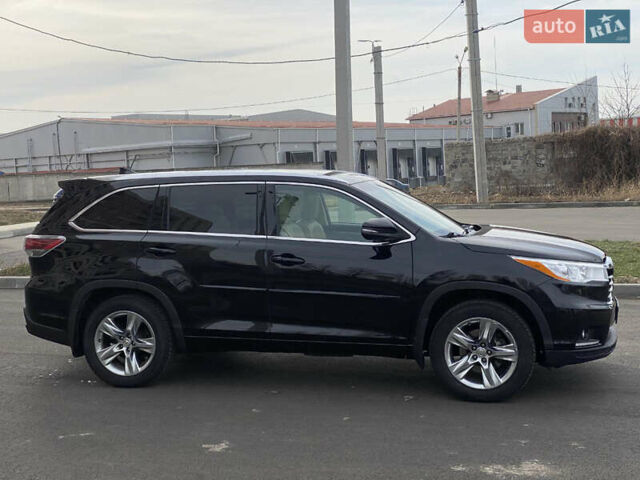 Черный Тойота Хайлендер, объемом двигателя 3.55 л и пробегом 122 тыс. км за 24000 $, фото 2 на Automoto.ua