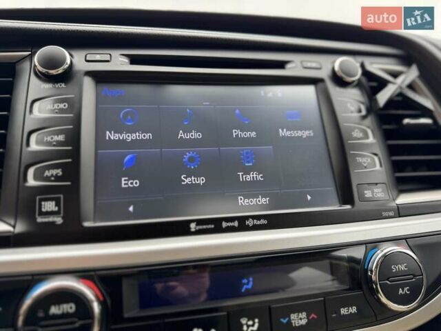 Черный Тойота Хайлендер, объемом двигателя 3.5 л и пробегом 180 тыс. км за 23500 $, фото 16 на Automoto.ua