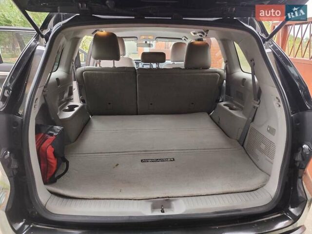 Тойота Хайлендер 2015 в Днепре (Днепропетровске) на Automoto.ua Черный Тойота Хайлендер, объемом двигателя 2.7 л и пробегом 248 тыс. км за 18000 $, фото 8 на Automoto.ua