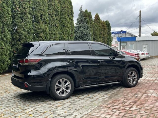 Чорний Тойота Хайлендер, об'ємом двигуна 2.7 л та пробігом 195 тис. км за 16999 $, фото 3 на Automoto.ua