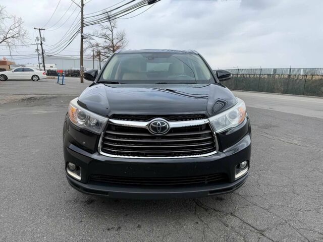Черный Тойота Хайлендер, объемом двигателя 3.5 л и пробегом 76 тыс. км за 15600 $, фото 1 на Automoto.ua