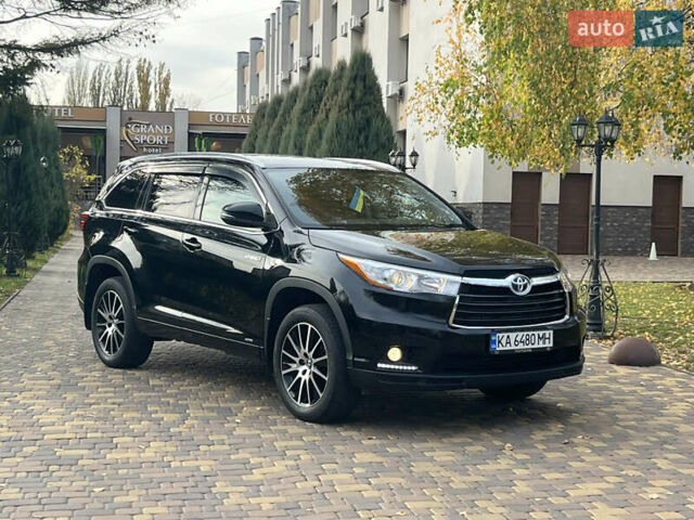 Черный Тойота Хайлендер, объемом двигателя 3.5 л и пробегом 179 тыс. км за 25900 $, фото 1 на Automoto.ua