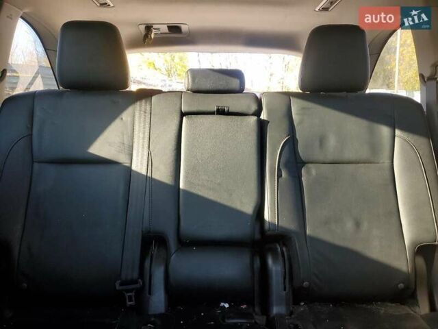 Черный Тойота Хайлендер, объемом двигателя 3.46 л и пробегом 128 тыс. км за 7100 $, фото 9 на Automoto.ua