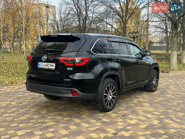 Черный Тойота Хайлендер, объемом двигателя 3.5 л и пробегом 179 тыс. км за 25900 $, фото 4 на Automoto.ua