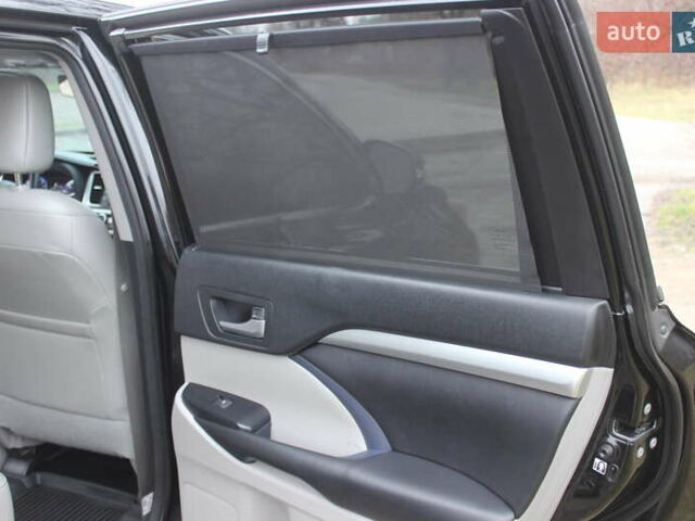 Черный Тойота Хайлендер, объемом двигателя 3.46 л и пробегом 60 тыс. км за 26999 $, фото 32 на Automoto.ua