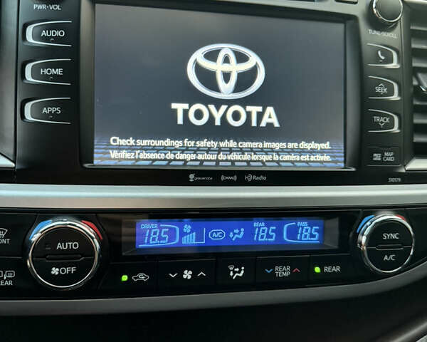 Черный Тойота Хайлендер, объемом двигателя 3.46 л и пробегом 123 тыс. км за 27000 $, фото 26 на Automoto.ua