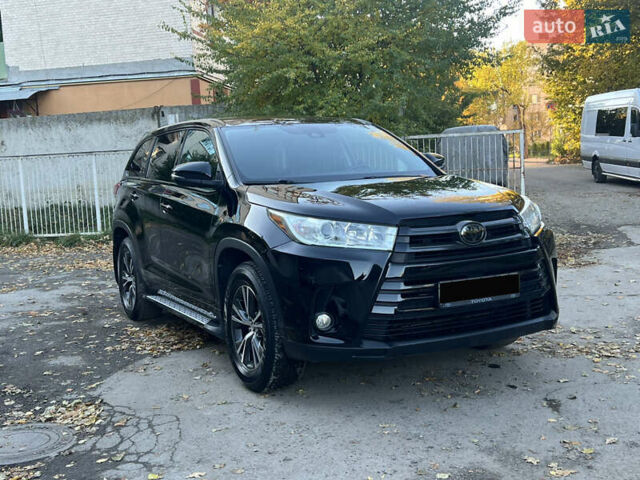 Черный Тойота Хайлендер, объемом двигателя 3.46 л и пробегом 200 тыс. км за 24500 $, фото 13 на Automoto.ua