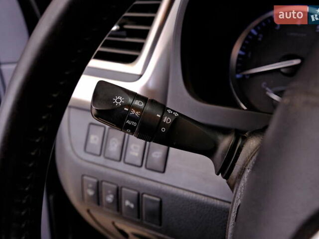 Чорний Тойота Хайлендер, об'ємом двигуна 3.5 л та пробігом 164 тис. км за 25900 $, фото 25 на Automoto.ua