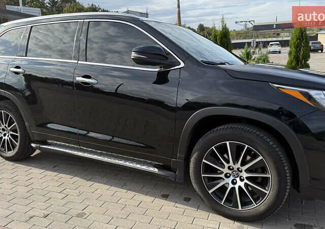 Черный Тойота Хайлендер, объемом двигателя 3.46 л и пробегом 394 тыс. км за 27800 $, фото 37 на Automoto.ua