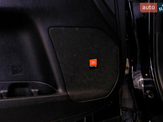 Чорний Тойота Хайлендер, об'ємом двигуна 3.5 л та пробігом 164 тис. км за 25900 $, фото 21 на Automoto.ua