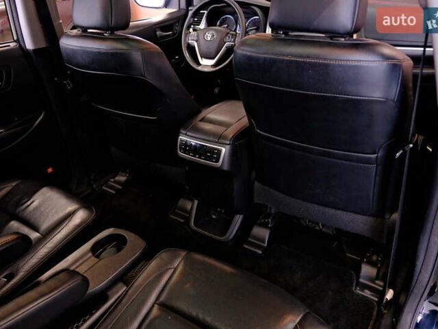 Чорний Тойота Хайлендер, об'ємом двигуна 3.5 л та пробігом 164 тис. км за 25900 $, фото 43 на Automoto.ua