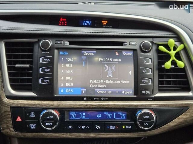 Чорний Тойота Хайлендер, об'ємом двигуна 3.5 л та пробігом 110 тис. км за 31300 $, фото 22 на Automoto.ua