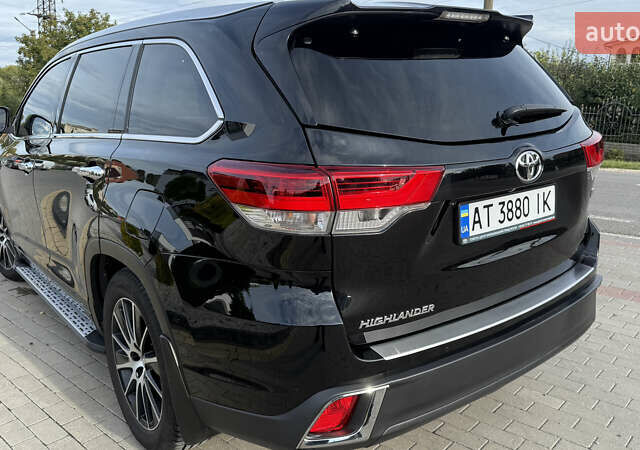 Черный Тойота Хайлендер, объемом двигателя 3.46 л и пробегом 394 тыс. км за 27800 $, фото 8 на Automoto.ua
