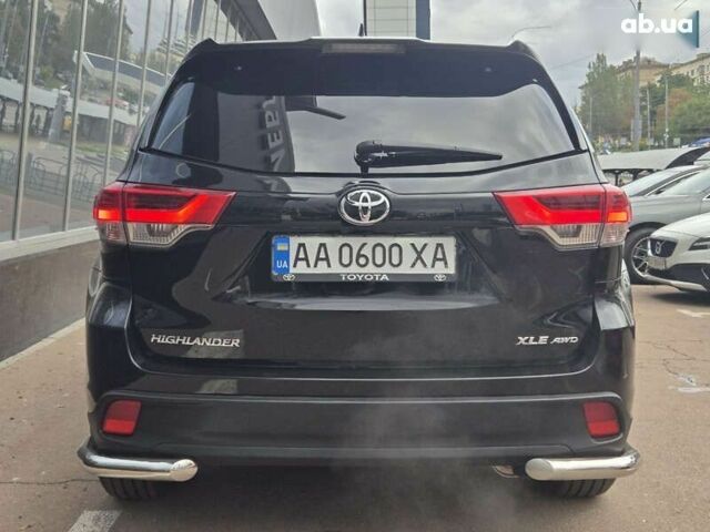Чорний Тойота Хайлендер, об'ємом двигуна 3.5 л та пробігом 110 тис. км за 31300 $, фото 5 на Automoto.ua