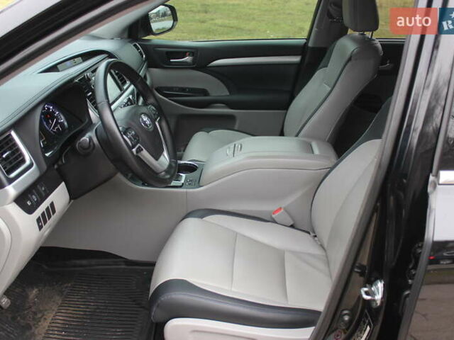 Черный Тойота Хайлендер, объемом двигателя 3.46 л и пробегом 60 тыс. км за 26999 $, фото 23 на Automoto.ua