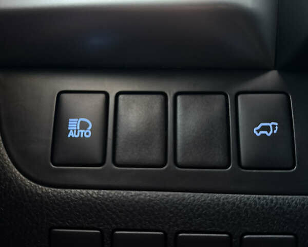 Черный Тойота Хайлендер, объемом двигателя 3.46 л и пробегом 123 тыс. км за 27000 $, фото 54 на Automoto.ua