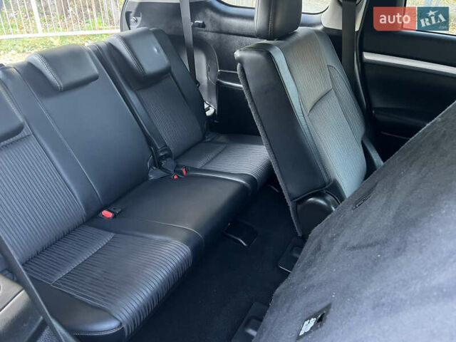 Черный Тойота Хайлендер, объемом двигателя 3.46 л и пробегом 200 тыс. км за 24500 $, фото 56 на Automoto.ua