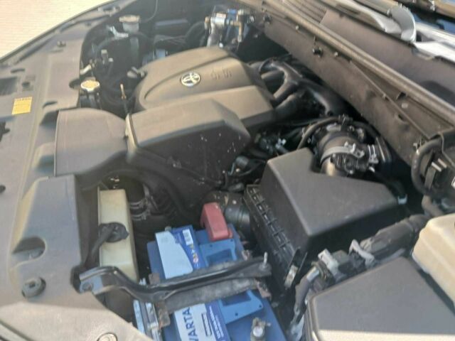 Черный Тойота Хайлендер, объемом двигателя 3.5 л и пробегом 203 тыс. км за 26500 $, фото 3 на Automoto.ua