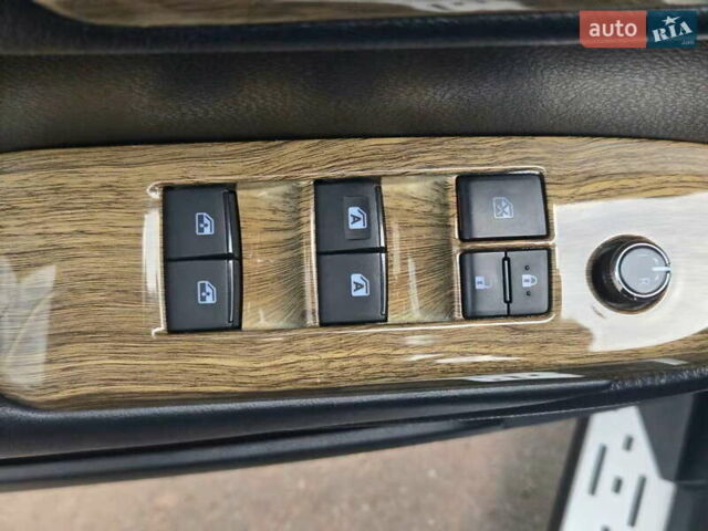 Черный Тойота Хайлендер, объемом двигателя 3.5 л и пробегом 110 тыс. км за 29200 $, фото 12 на Automoto.ua
