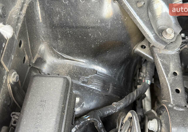 Черный Тойота Хайлендер, объемом двигателя 3.46 л и пробегом 394 тыс. км за 27800 $, фото 34 на Automoto.ua